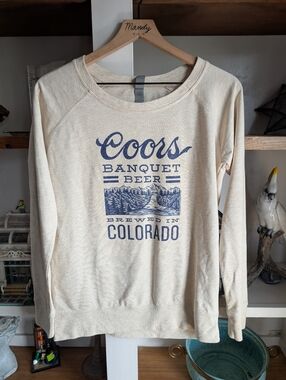 Coors Beer Colorado Cream Scoop Neck Sweatshirt Size Medium